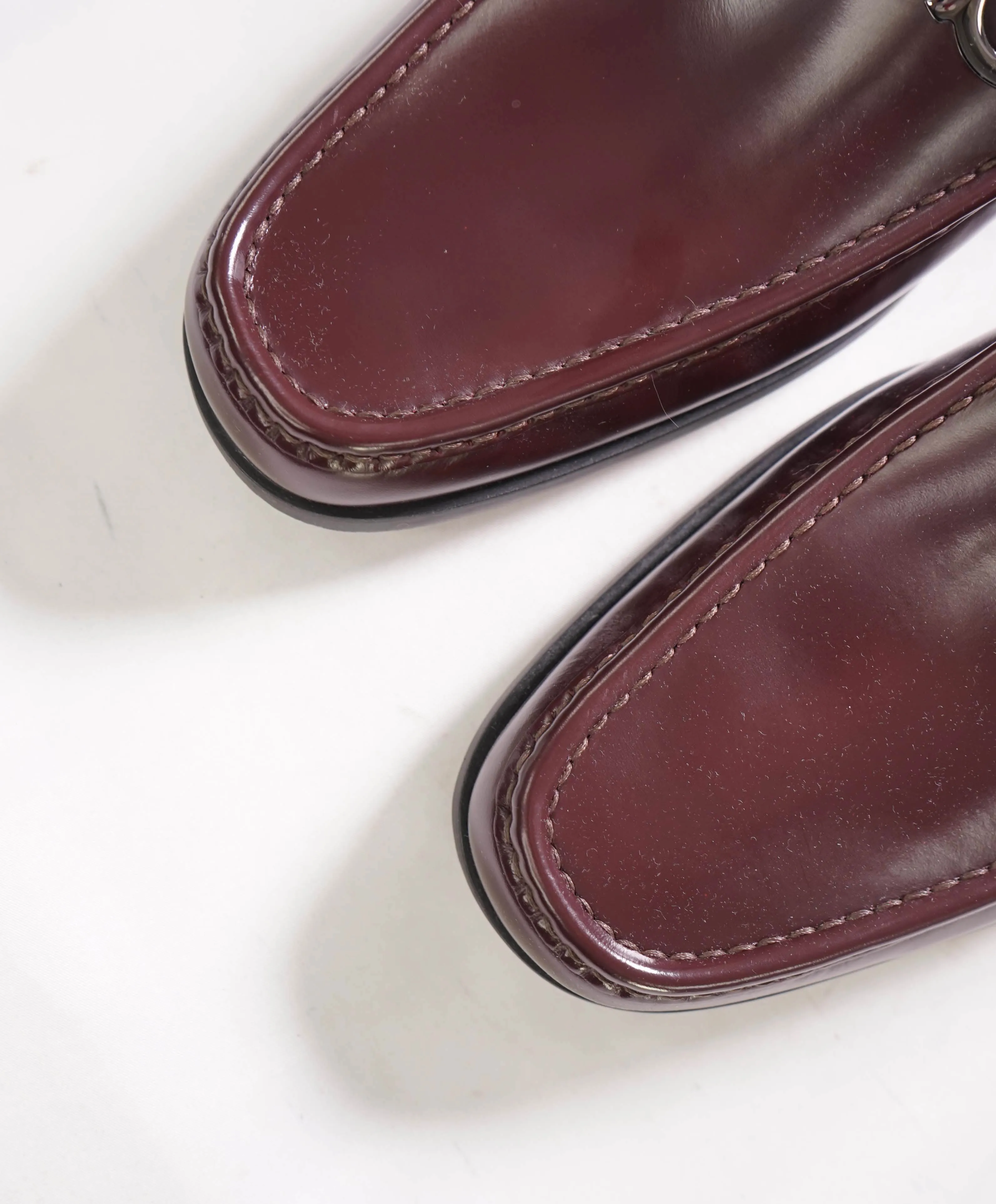 $850 SALVATORE FERRAGAMO -“GRANDIOSO" Gancini Loafer Cherry Brown Leather - 10.5D