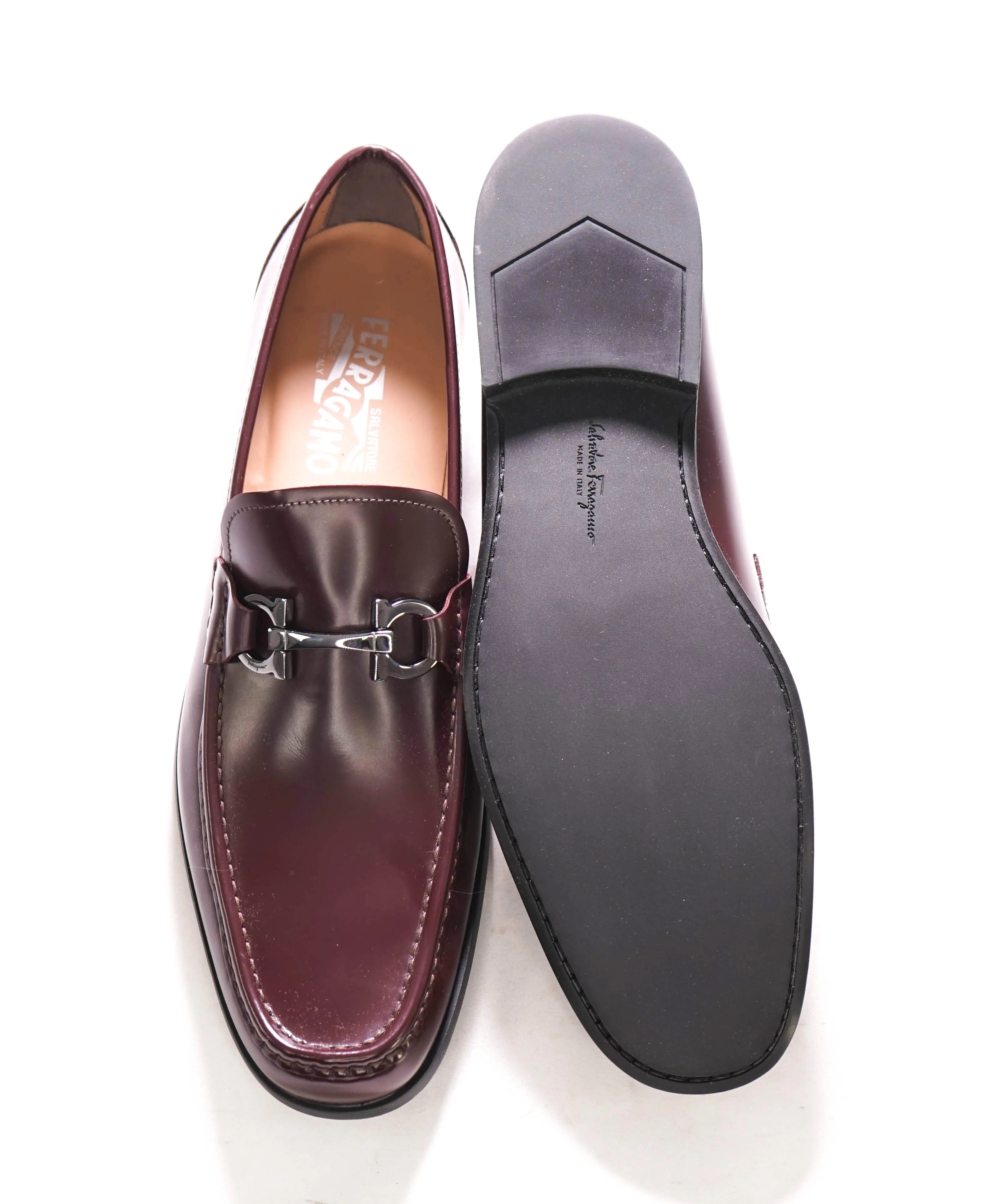 $850 SALVATORE FERRAGAMO -“GRANDIOSO" Gancini Loafer Cherry Brown Leather - 10.5D