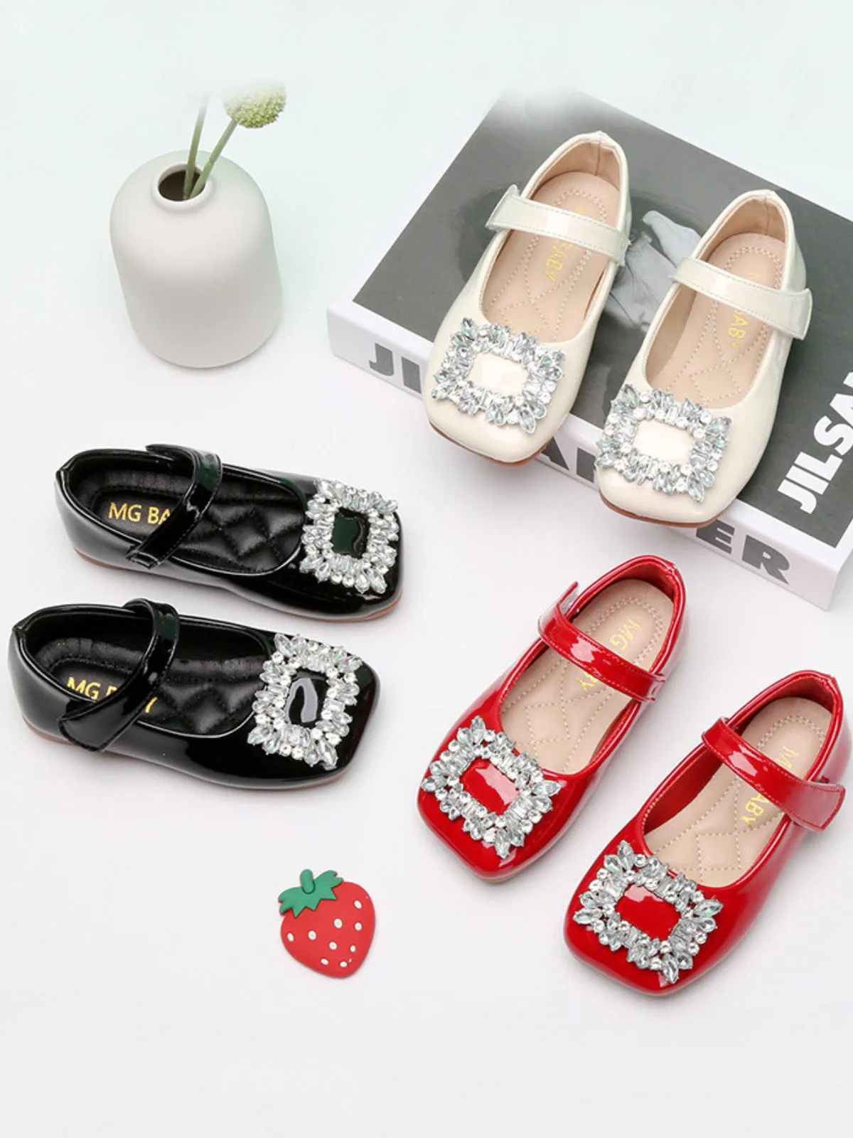 Hepburn-Chic Square Toe Mary Jane Shoes By Liv and Mia