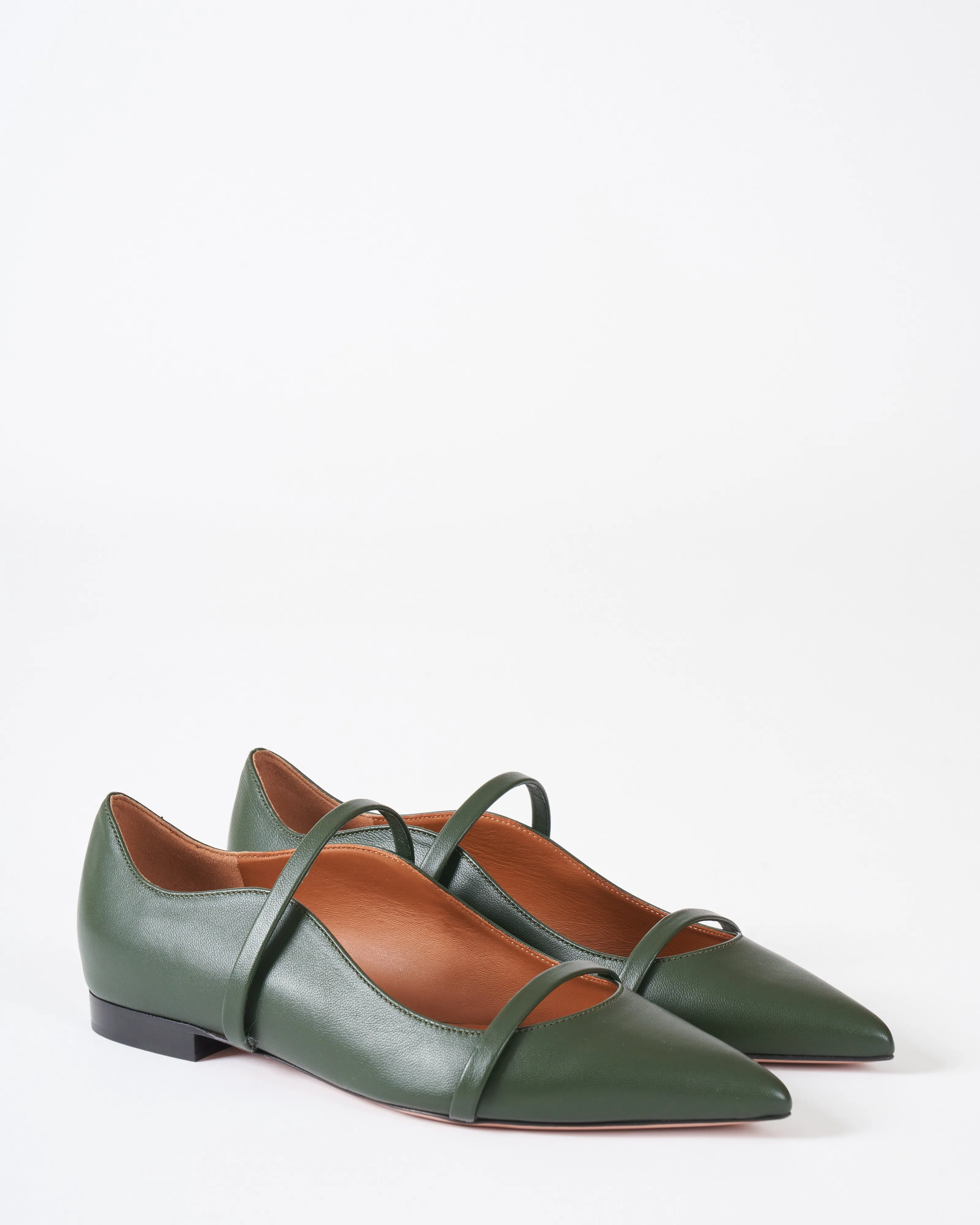 maureen flat pump - pine