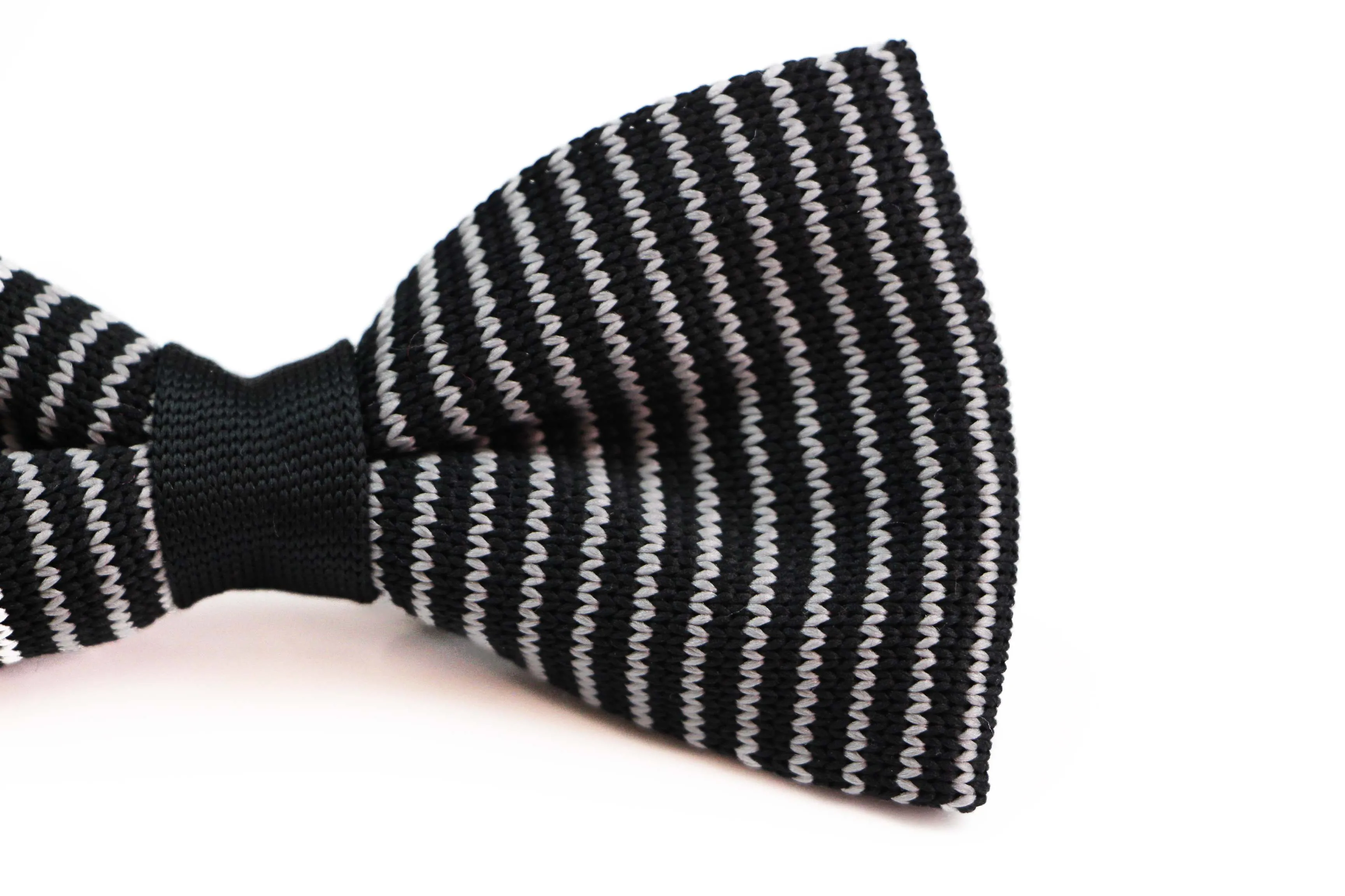 Mens Black & White Vertical Striped Knitted Bow Tie