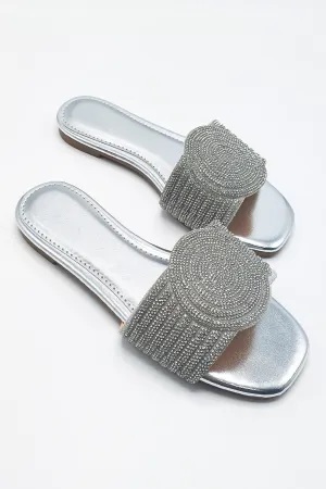 Nala Circle Detail Diamante Band Sliders in Silver