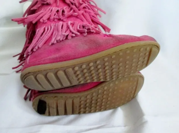 Preschool Girls MINNETONKA Suede Fringe Boot Moccasin Hippie PINK 13 Tiered