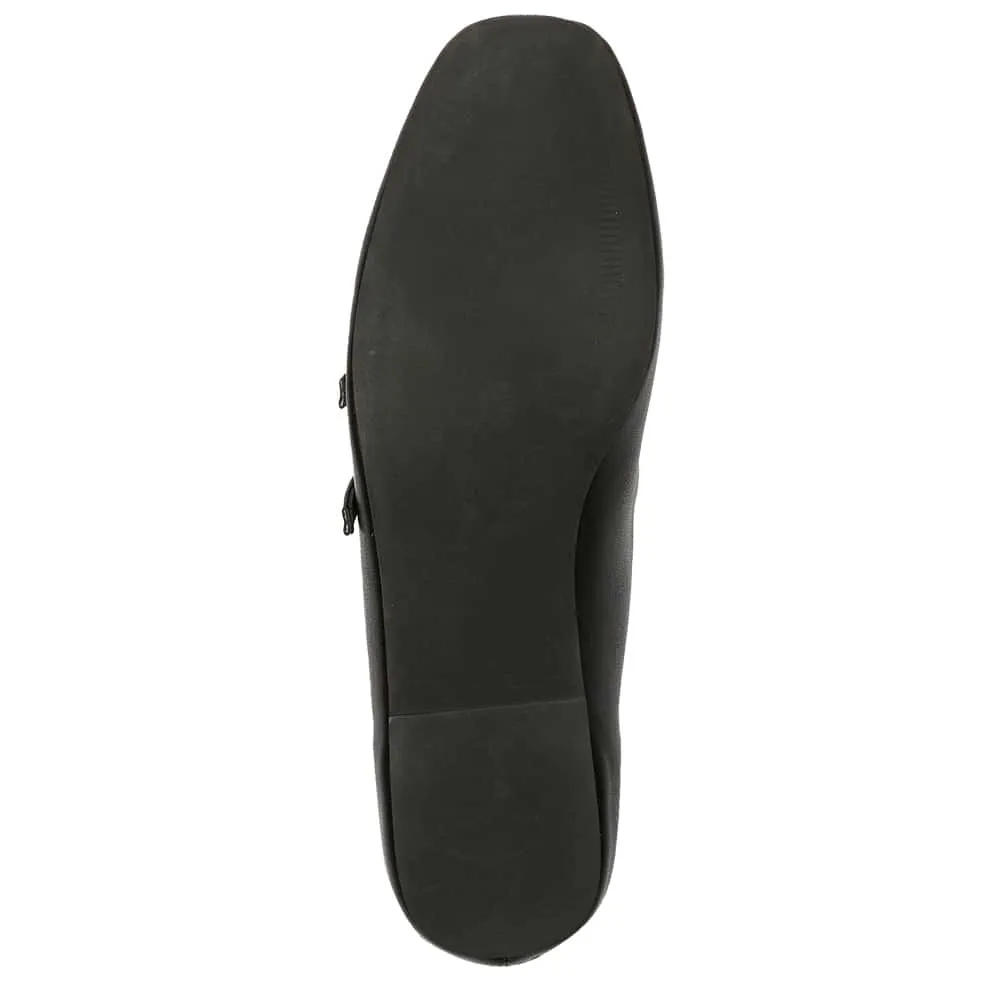 Samira Flat in Black Smooth