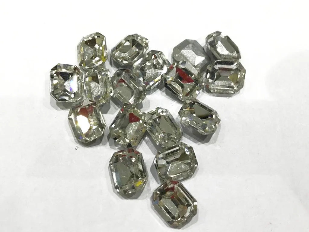 Silver Rectangular Flat Back Glass Stones (Without Hole- 14x10 mm)