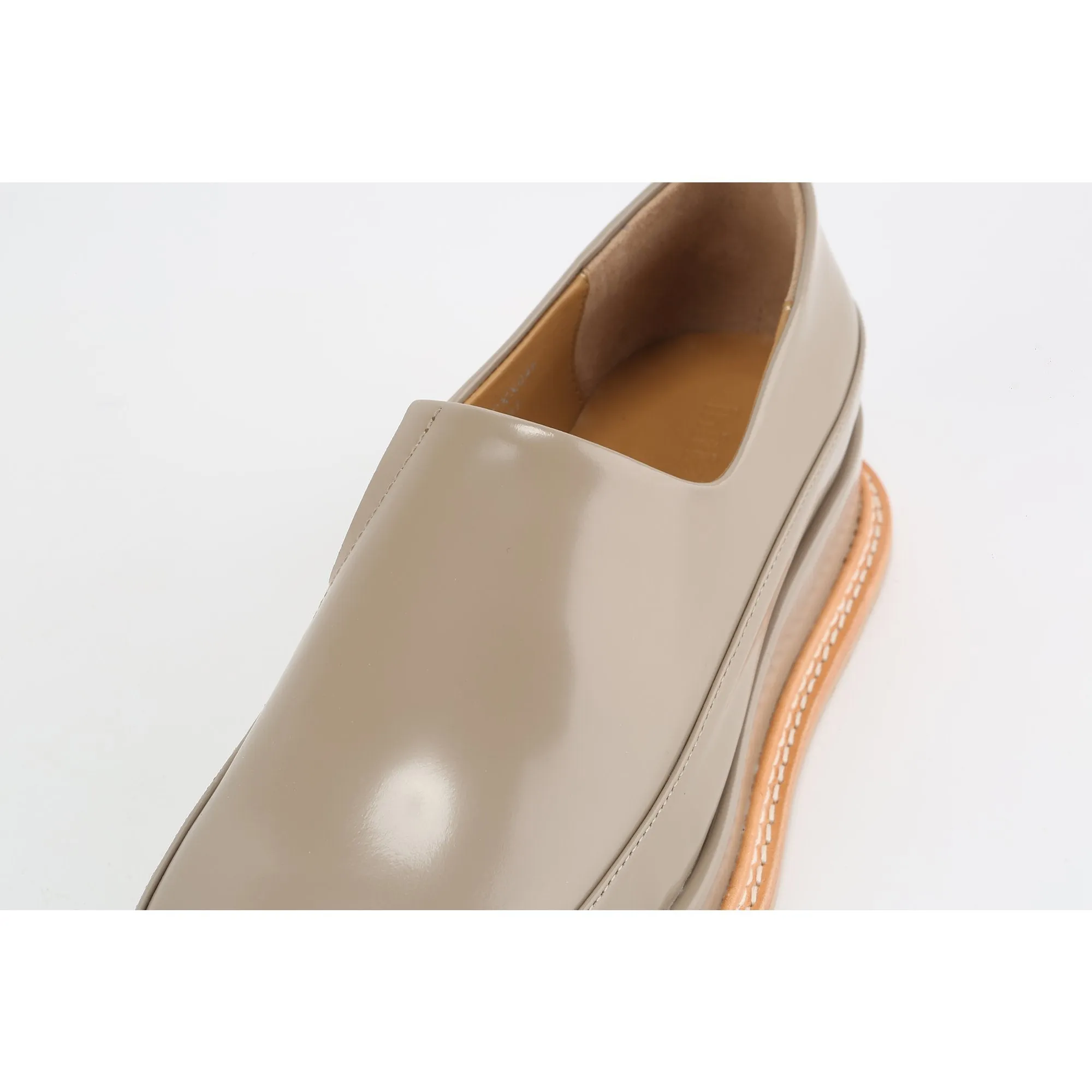 Women Ladies Glossy Flatform Flats - Beige